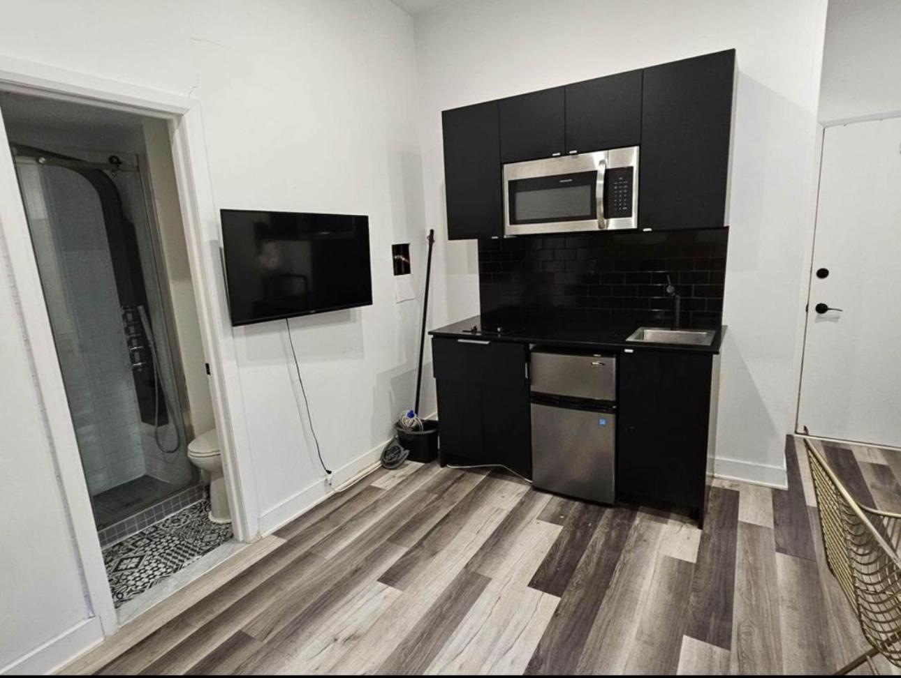 Studio In Heart Of Montreal Apartment Exterior photo